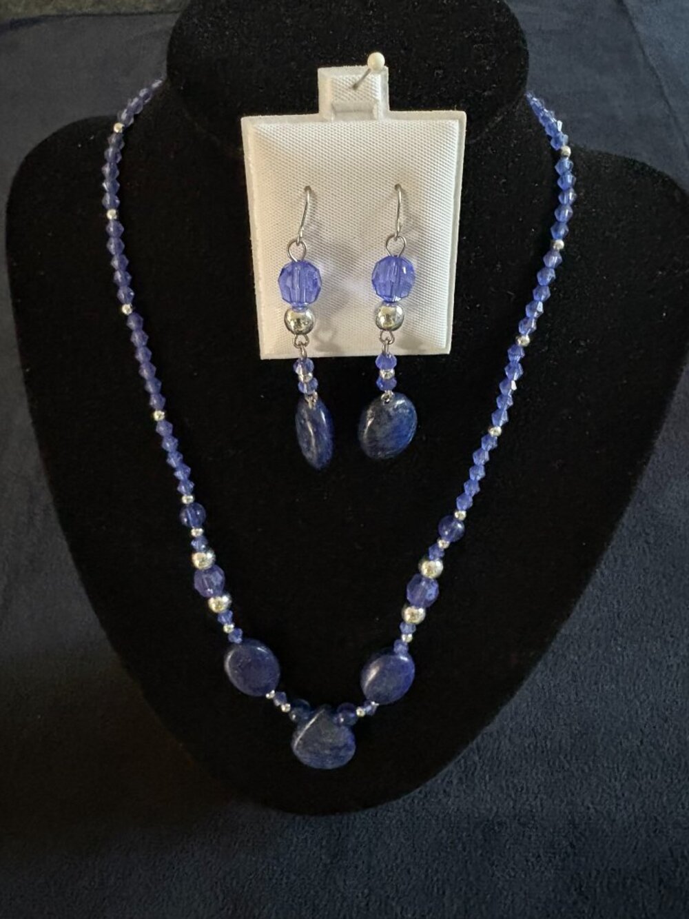 Set of blue and silver beaded necklace and pierced drop earrings